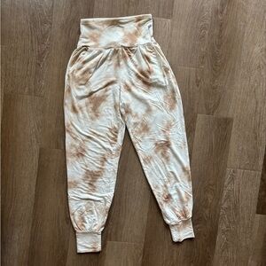 Express Cream and Tan Tie Dye Joggers/Sweatpants, Size XS